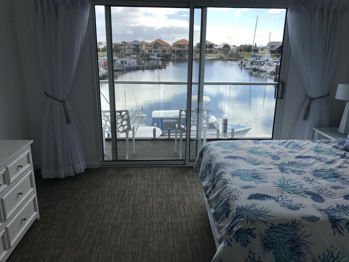 Marina View Chalets Μαντούρα Εξωτερικό φωτογραφία